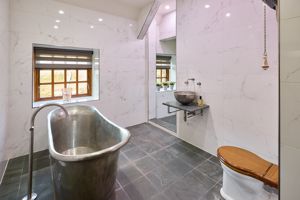 Photo 34- click for photo gallery